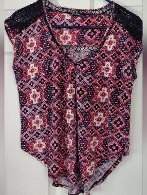 Lucky Brand Navy and Pink Medallion Print Crochet Shoulder Top